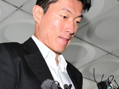 황의조 성범죄 혐의로 경기 출전했지만 팀 패배