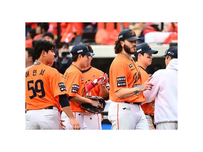 코디 폰세가 가을야구 첫 판에서 6실점 했대