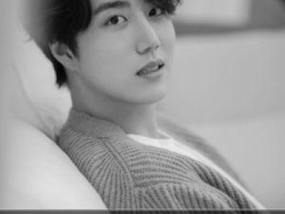 타니 8년 전 사망 추모곡으로 기억되는 이유