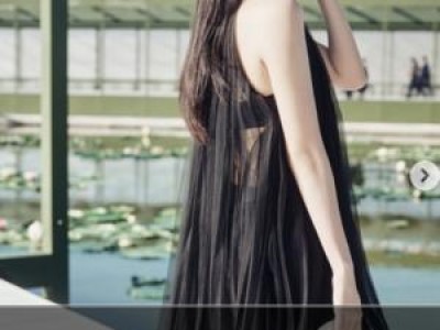 지수 SNS로 또 한 번 시선 사로잡음